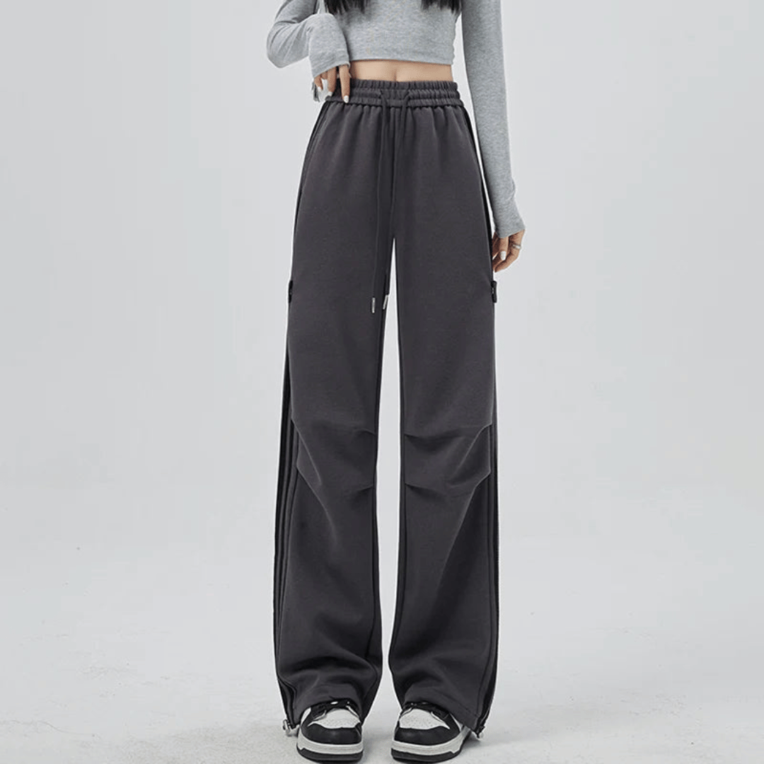 Oversized Pocket Wide-Leg Pants