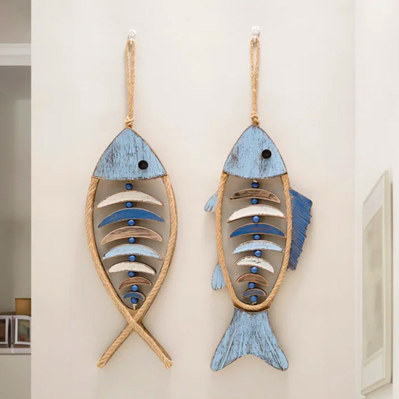 Coastal Hanging Wooden Fish Ornament – Handcrafted Rustic Wall Decor for Nautical Interiors