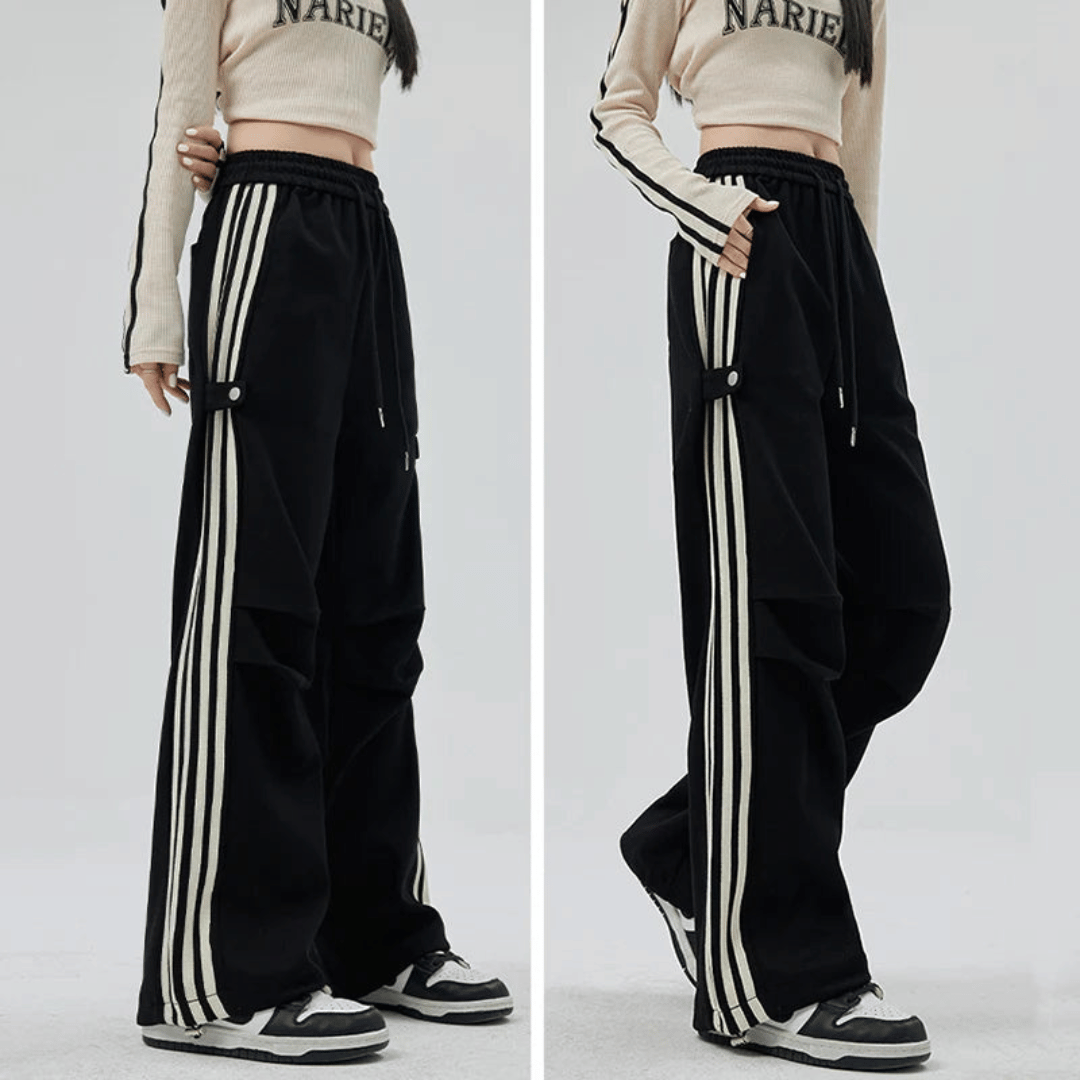 Oversized Pocket Wide-Leg Pants