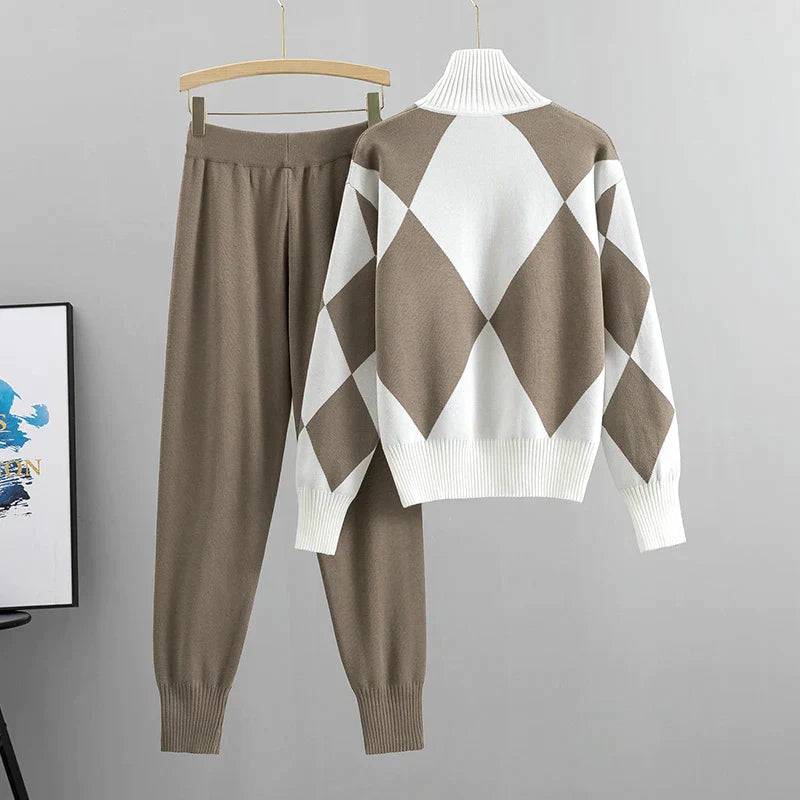 Como Knit Sweater and Trousers Set