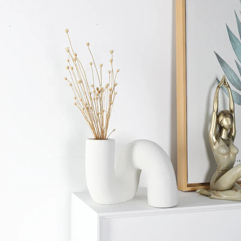 Sculptural White Ceramic Art Vase – Modern Curved Accent for Minimal & Contemporary Interiors