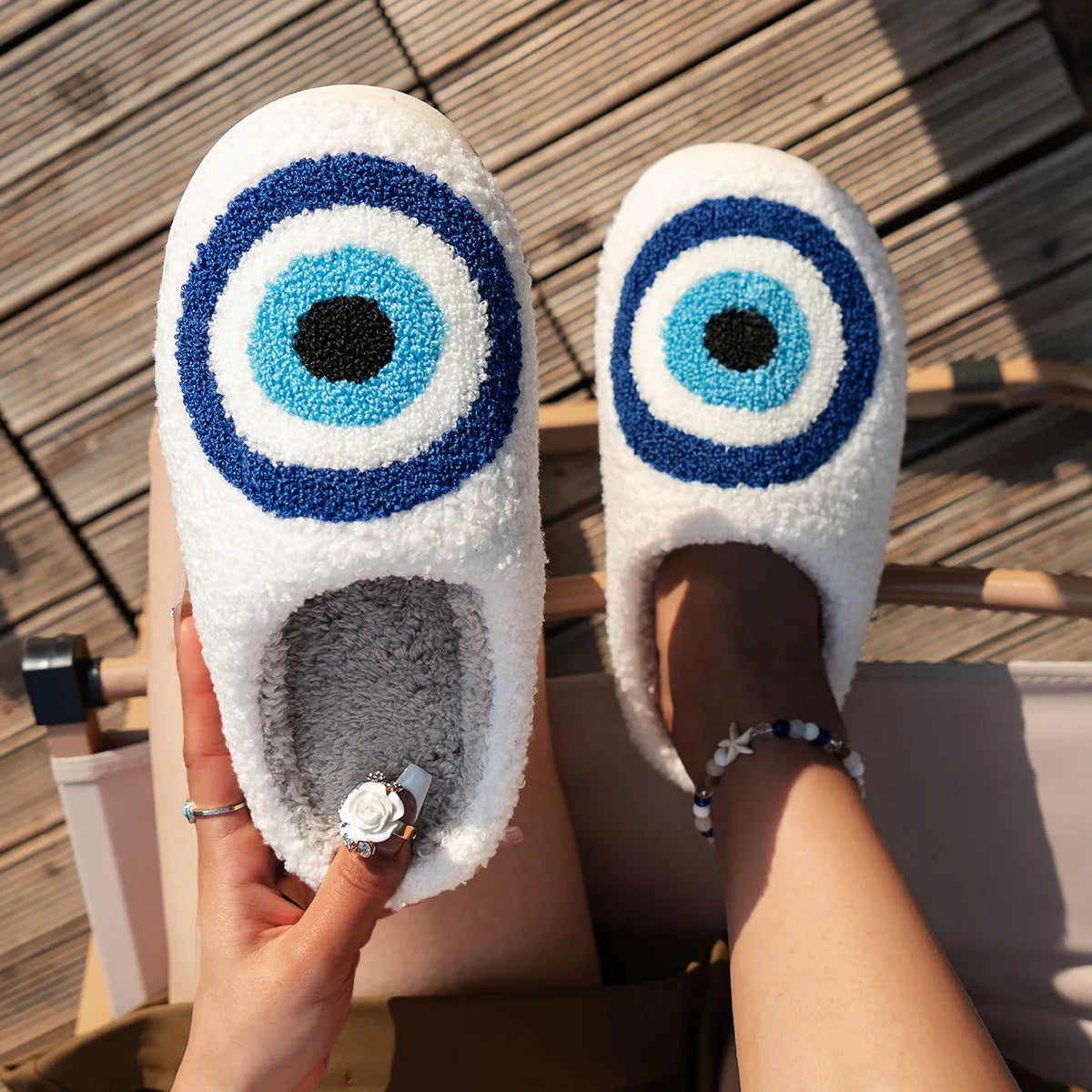 SeaEye™ Slippers - Edward Fraiser