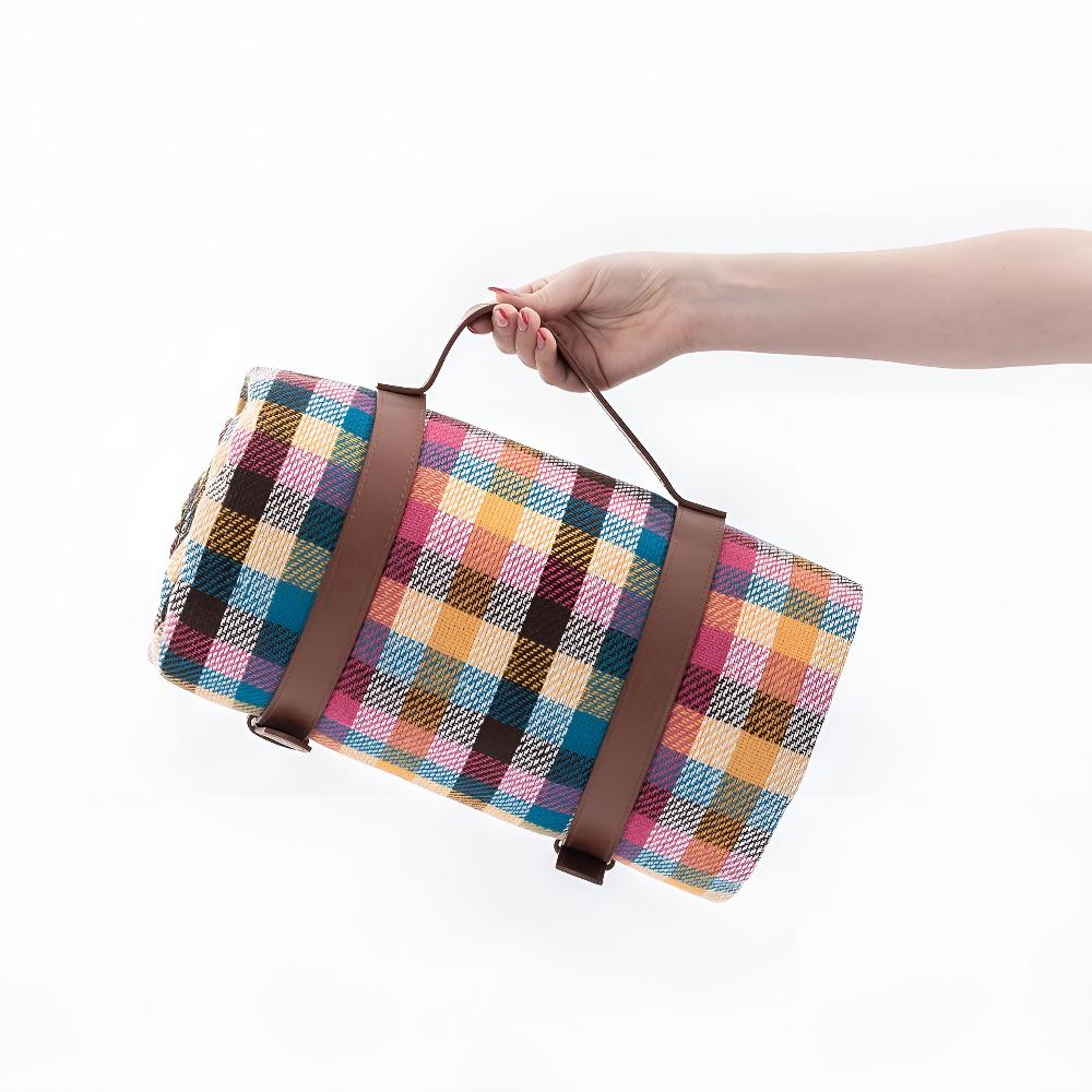 Foldable Outdoor Picnic Mat – Waterproof and Portable Ground Blanket
