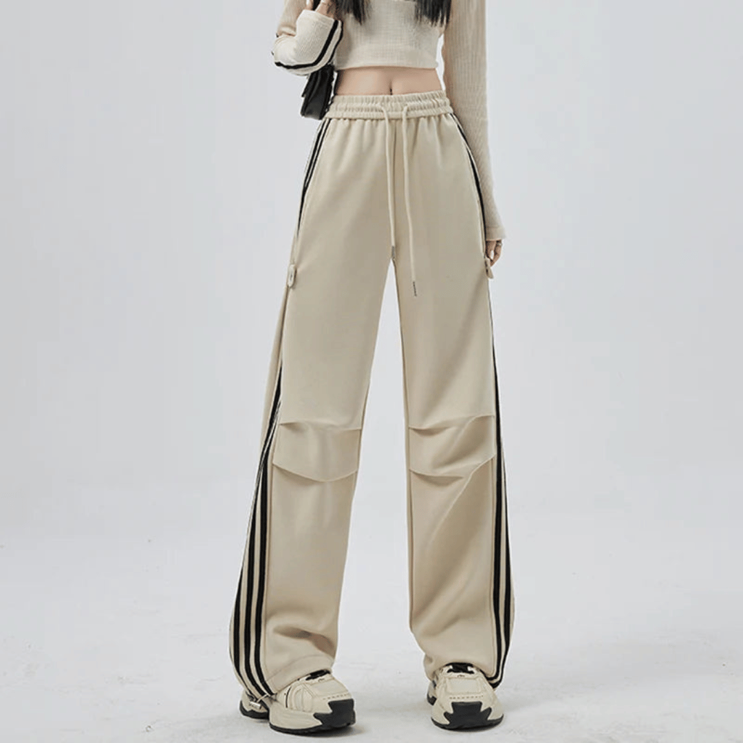 Oversized Pocket Wide-Leg Pants