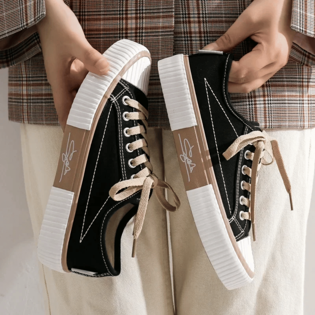 Riviera Canvas Sneakers