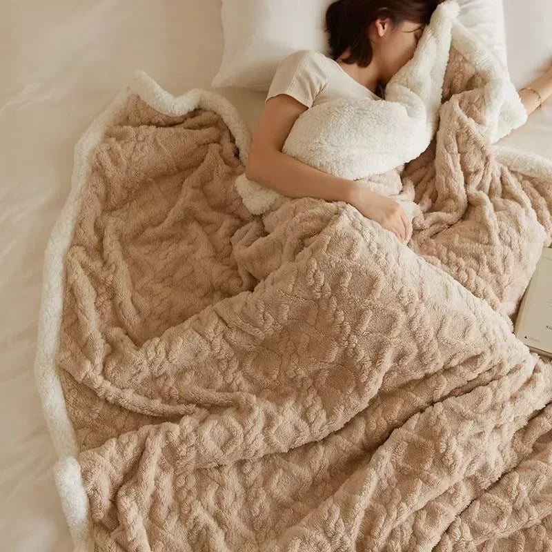 Ultra-Soft Lambswool Fleece Blanket – Thick Winter Bed Throw
