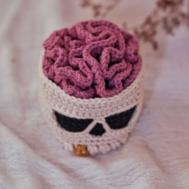 Haunted Skull Crochet Coaster Set – Handcrafted Halloween Table Decor