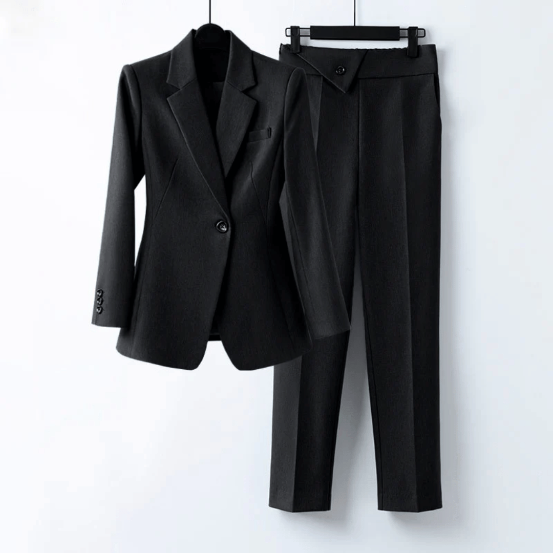 Isolde Modern Blazer Pant Suit